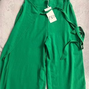 NWT Zara pareo green pants